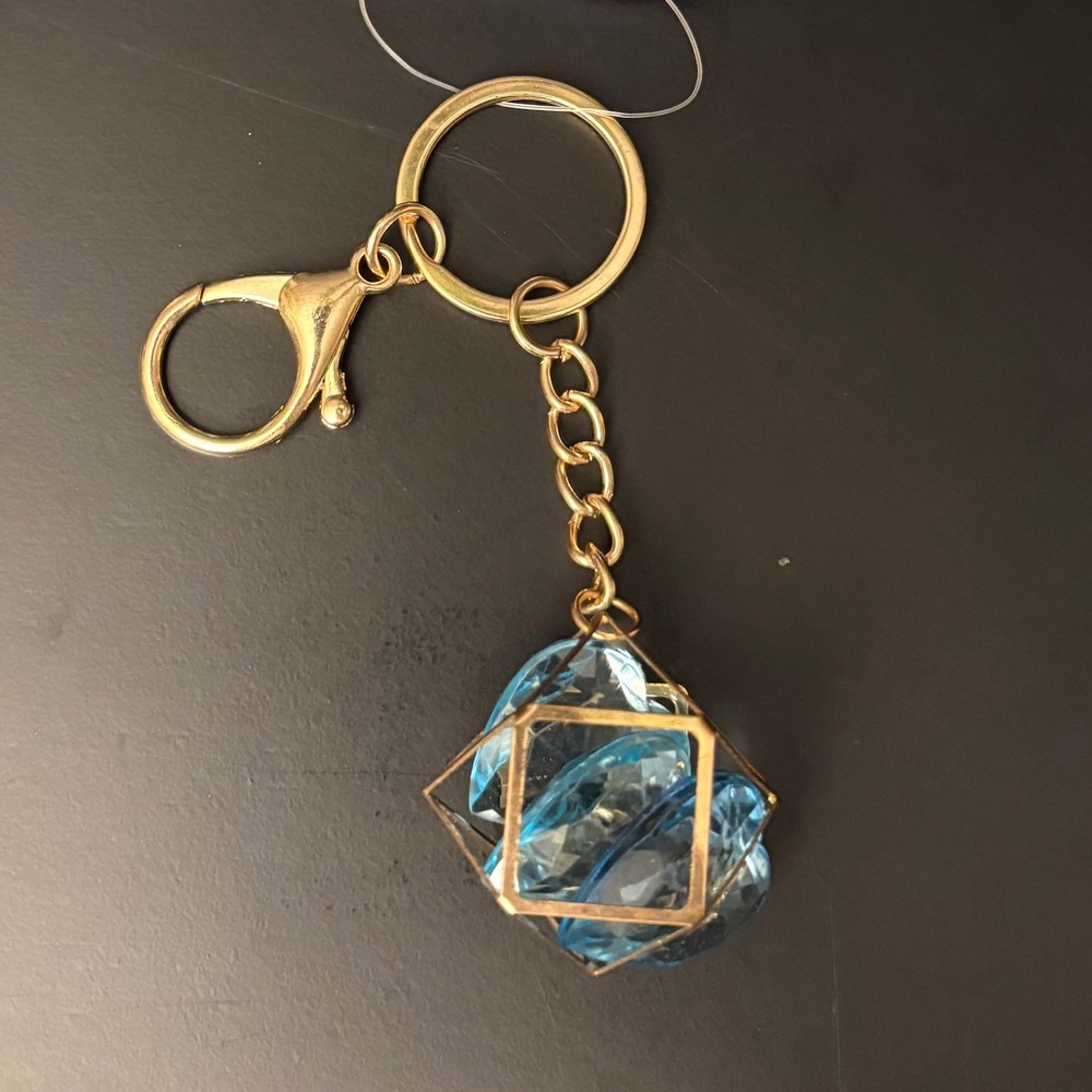 NWT Claire's‎ Blue Gem Heart Geometric Cage Keychain Gold Tone Charm